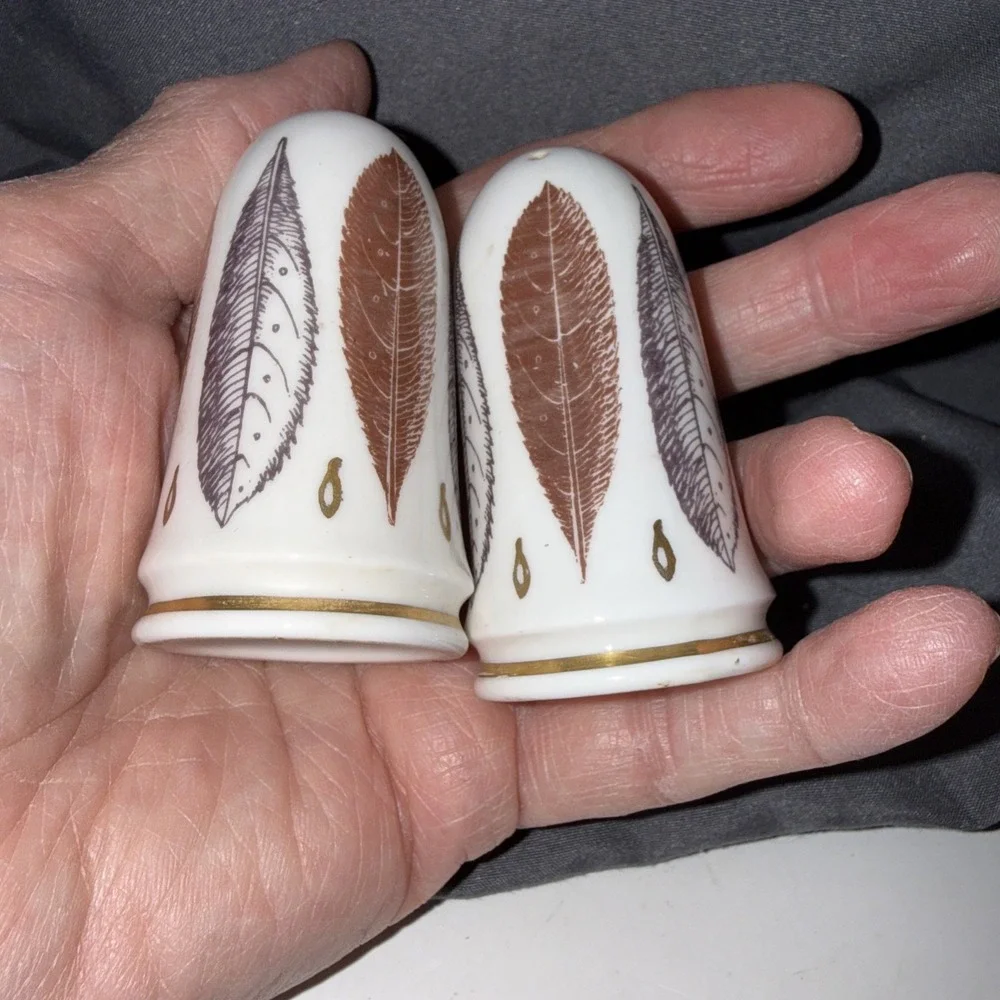 Vintage Salt And Pepper Small With Feathers And Gold Trim Hand Painted